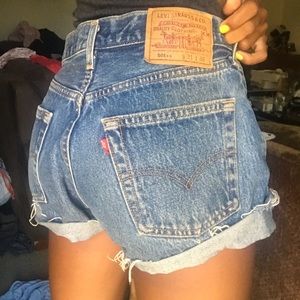 ❣️ VINTAGE LEVIS SHORTS ❣️